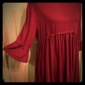 💐Price ⬇️ Beautiful Babydoll BNWOT burgundy top❗️